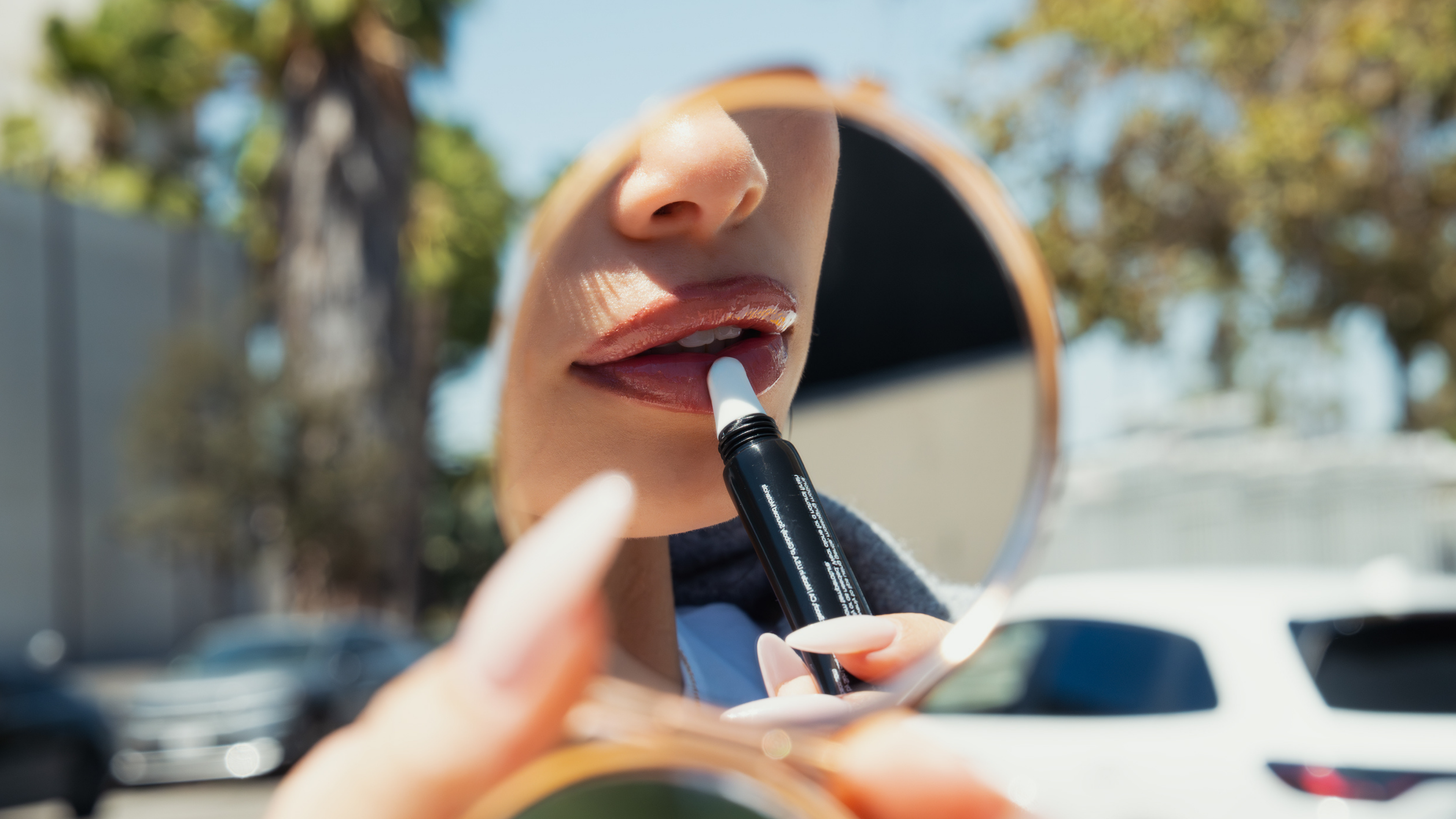 Lip Flip vs. Lip Filler — What's the Difference and Which One Is Right for You?