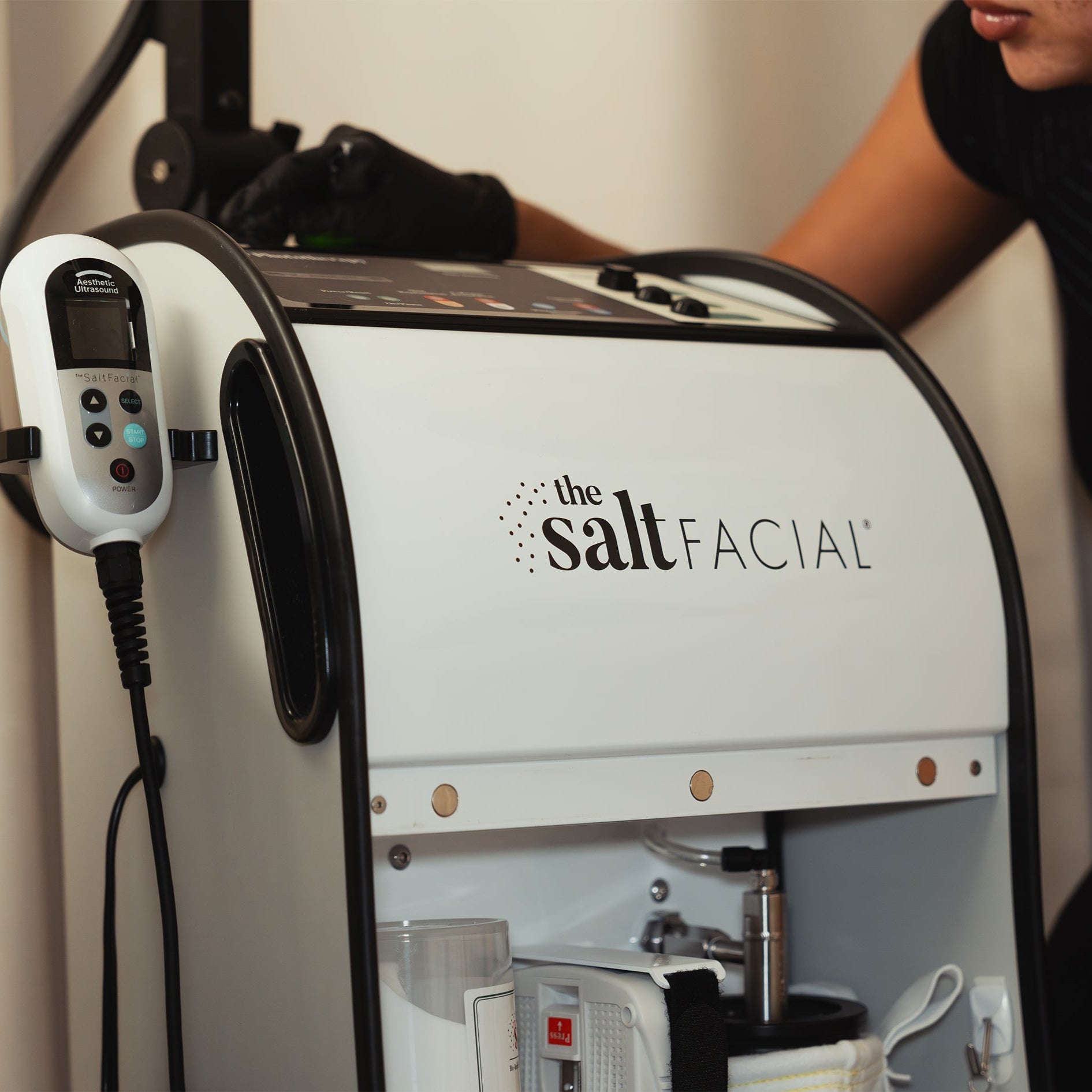 The SaltFacial®